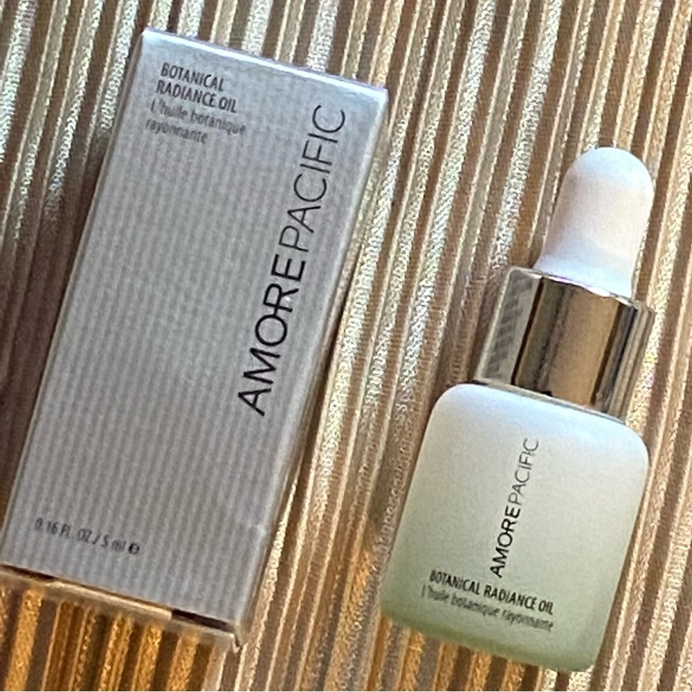 Amore Pacific Botanical Radiance Oil - 5ml mini